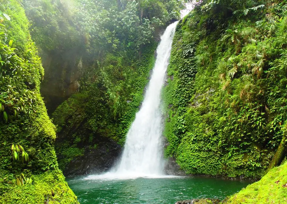 Mapesak Falls in Lias