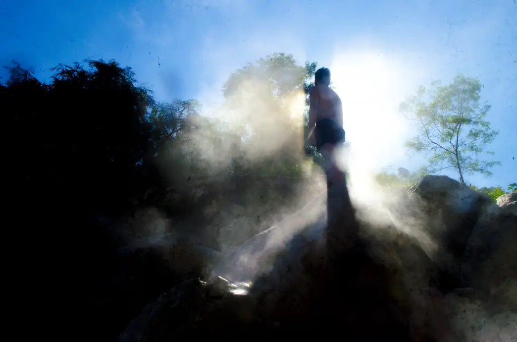 The steamy Asin Hot Spring of Tuel, Tublay.