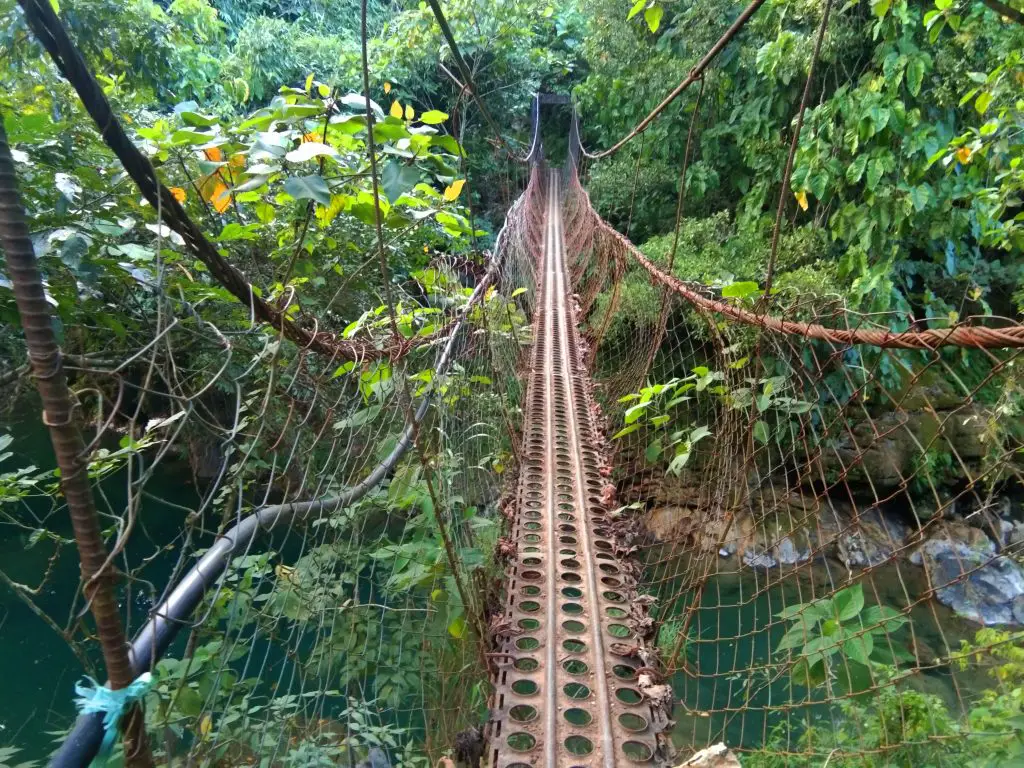 Hanging Bridge heading to Bayokbok Falls.