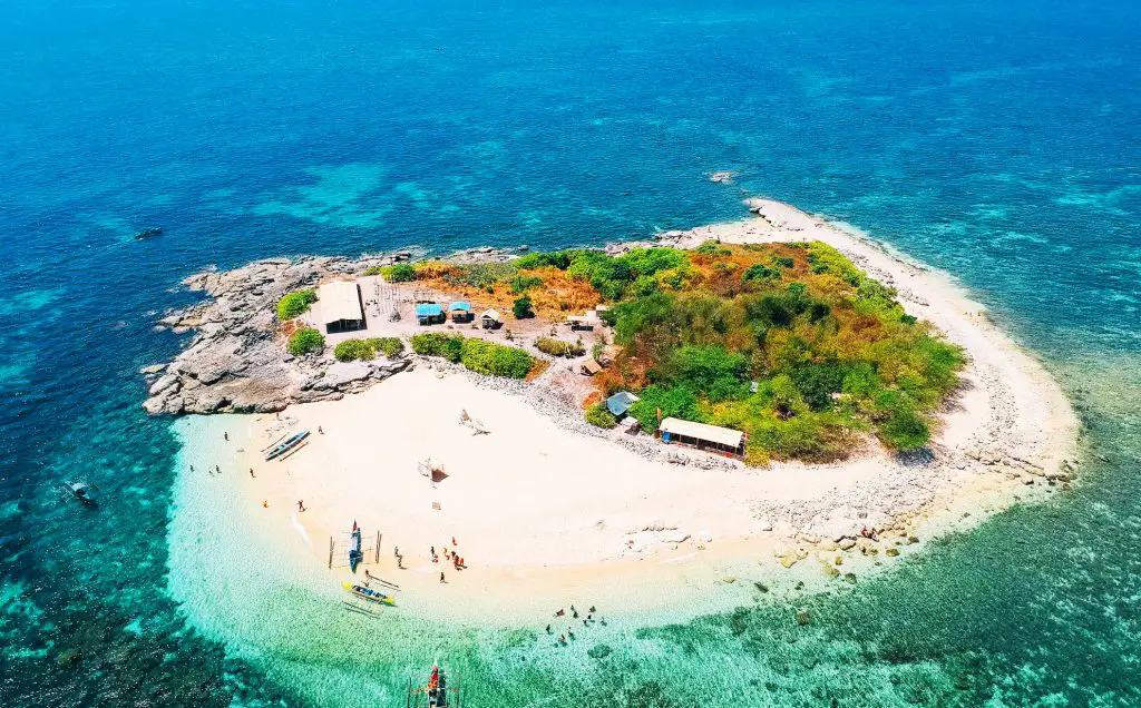 Colibra Island is one of the tourist spots in Pangasinan.