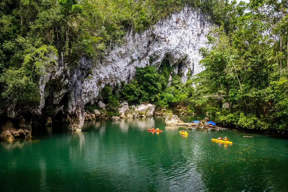 Sohotan Caves and Natural Bridge Park is one of the tourist spots in Samar Island.
