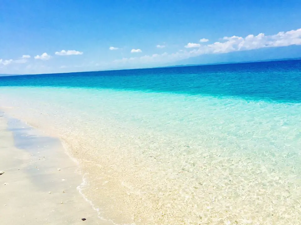 tourist spot in batangas beach