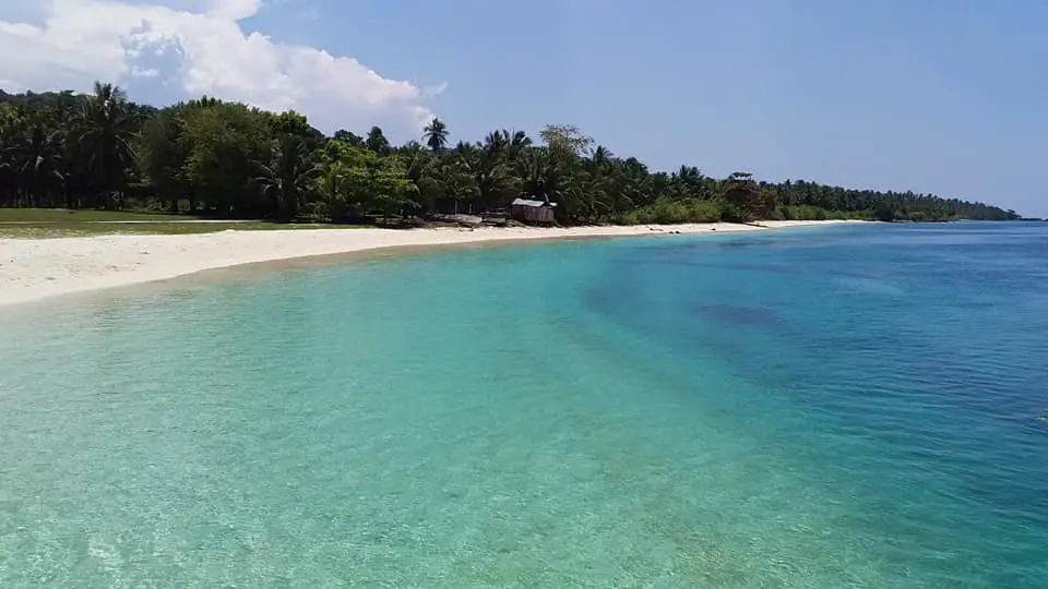 Manisan Beach is one of the best Sulu tourist spots/Sulu attractions