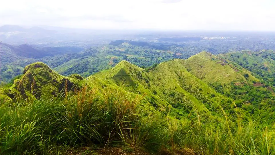 Mt Batulao is one of the famous tourist spots/attractions in Batangas province.