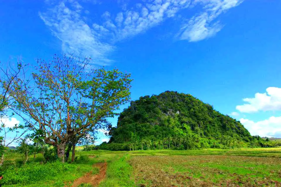 Bat-ongan Cave is one of the best tourist spots/attractions in Masbate province