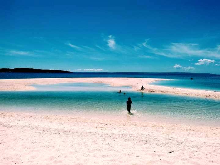 tourist spot in batangas beach