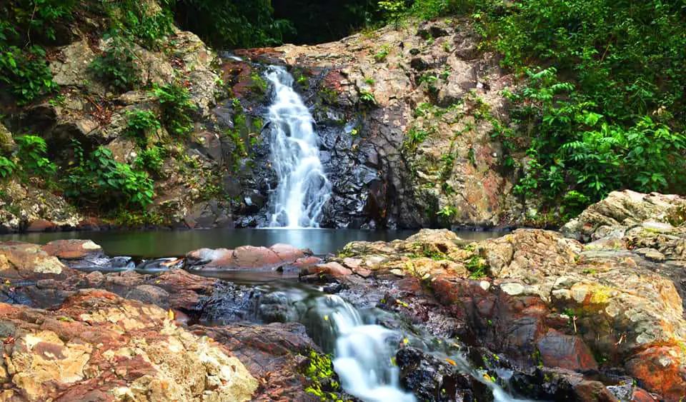 Kawa-kawa falls is one of the best tourist spots/attractions/destinations in Marinduque