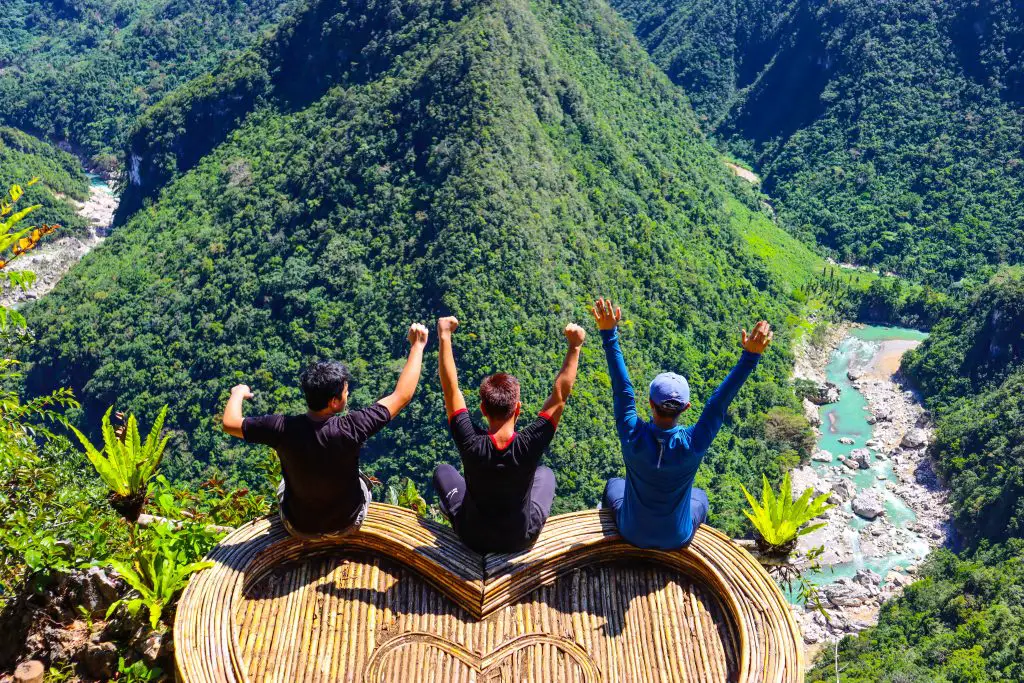 famous tourist spot in rizal