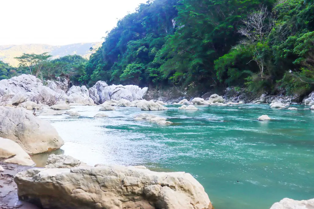 tourist spot in morong rizal