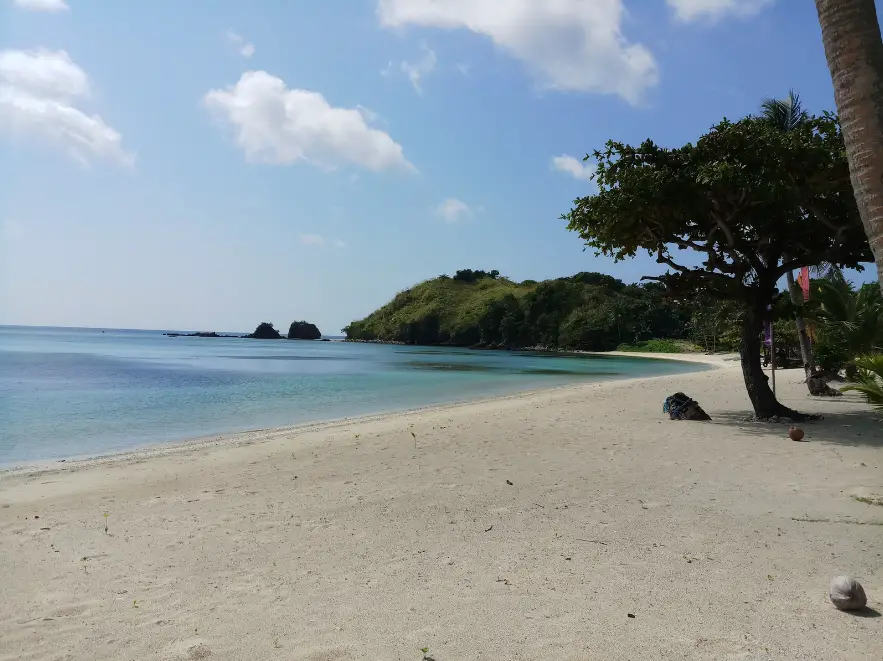 Cobrador Island is a famour Romblon tourist spot